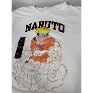 🔥 Naruto Shippuden Graphic Tee – Unisex Medium | Official Viz Media Licensed